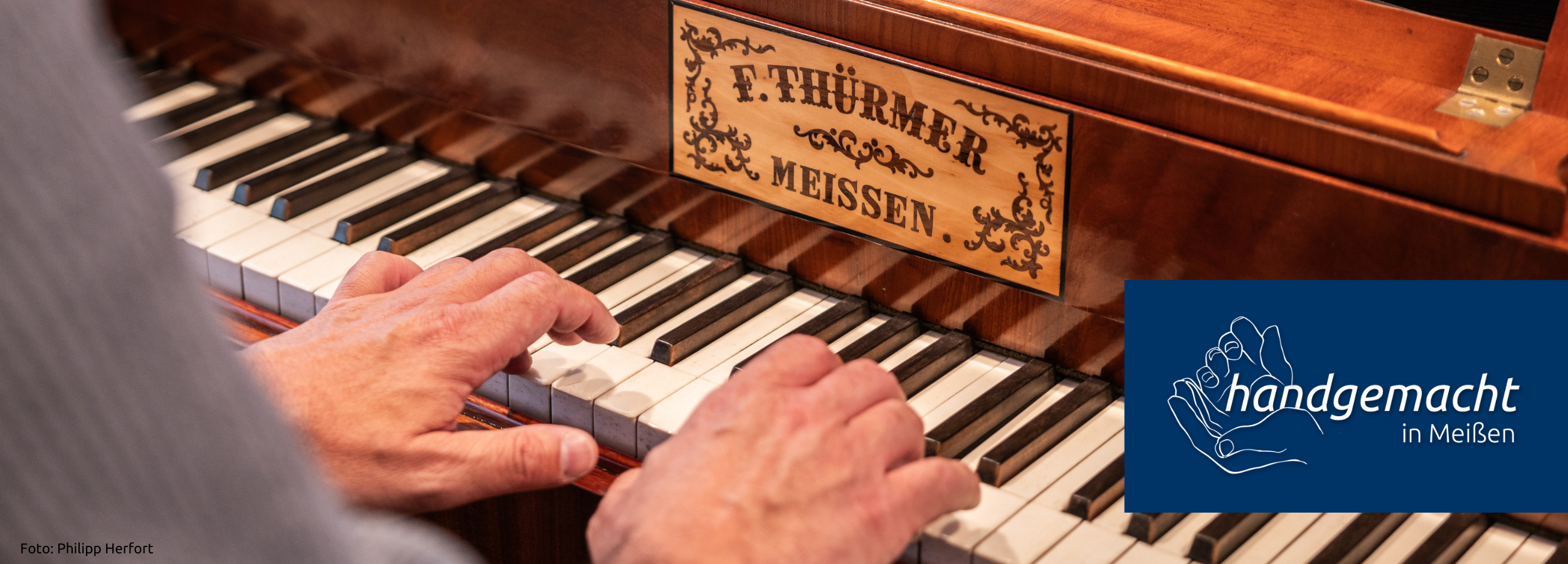 Banner handgemacht - Thürmer Pianoforte Museum