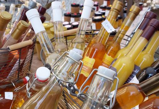 Flüssiges Obst alias Likörflaschen