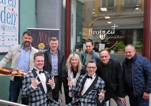 Musikalische Kostprobe mit zweien der fünf Firebirds
