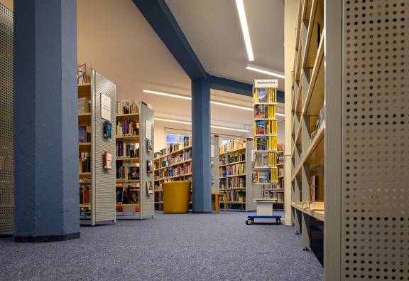 Bibliothek Innen
