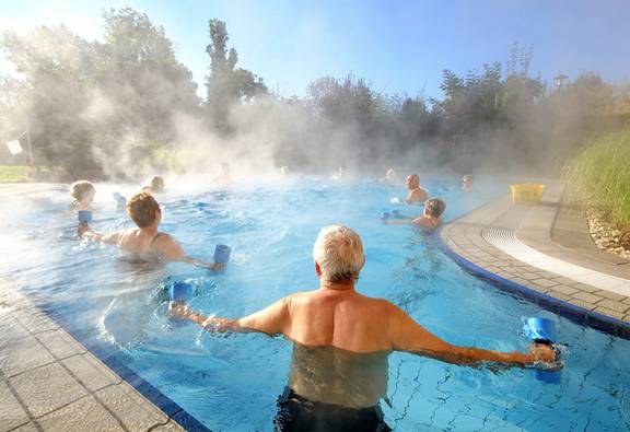 Aquafitness im Natursolebecken